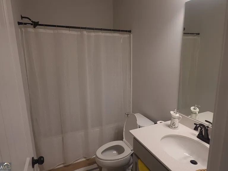 175 Tulip Dr — Photo 14