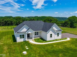 448 Long Lane Rd, Walnutport, PA 18088