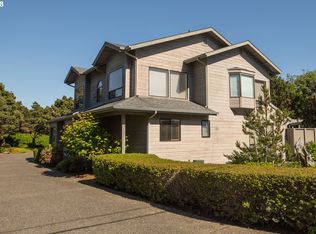 3121 Beach Loop Dr SW, Bandon, OR 97411