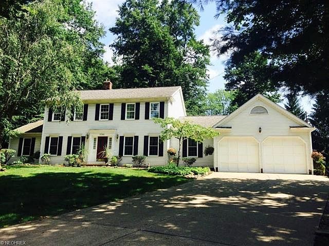 1st image of 1090 Carol Ln