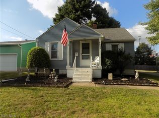 2234 Ridgelawn Ave, Youngstown, OH 44509