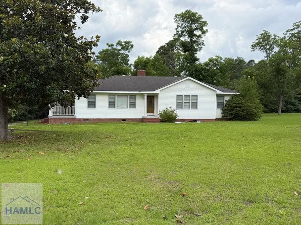 703 N Main St, Swainsboro, GA 30401