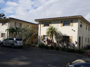 3090 Coral Springs Dr #1-R, Pompano Beach, FL 33065