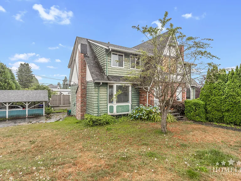 1060 Fell Ave — Photo 1
