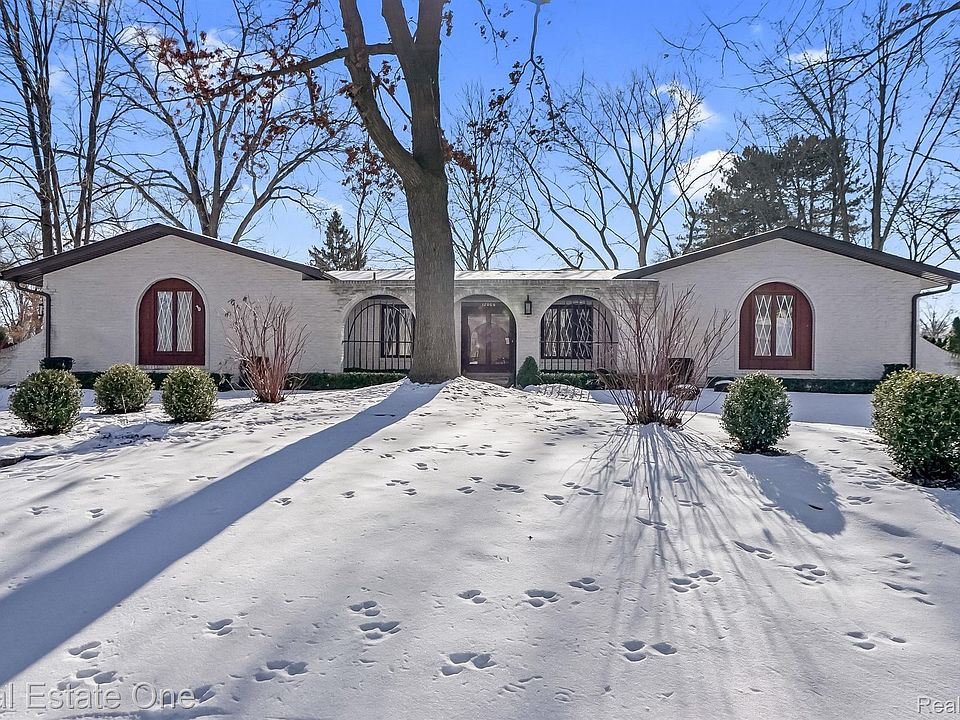 1st image of 12060 Cherokee Cir