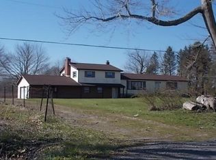 3665 Hallock Young Rd, Newton Falls, OH 44444