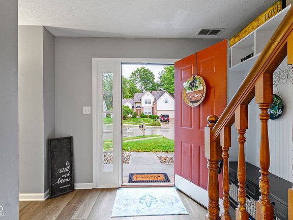 3rd image of 17016 Emerald Ct