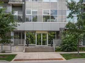 251 Hemlock St