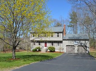 15 Tillotson Rd, Hopedale, MA 01747