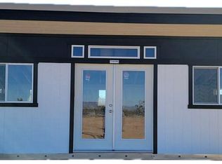 3252 S Dale Evans Rd, Yucca, AZ 86438