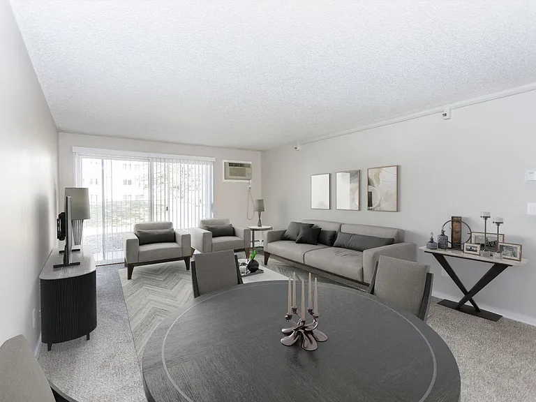 Hillcrest Place — Photo 14