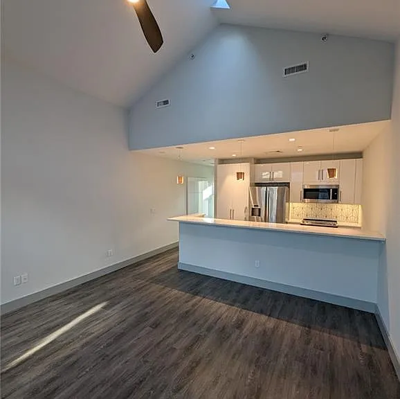 33 Elm St #3 — Photo 12