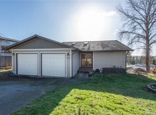 1725 S 233rd St, Des Moines, WA 98198