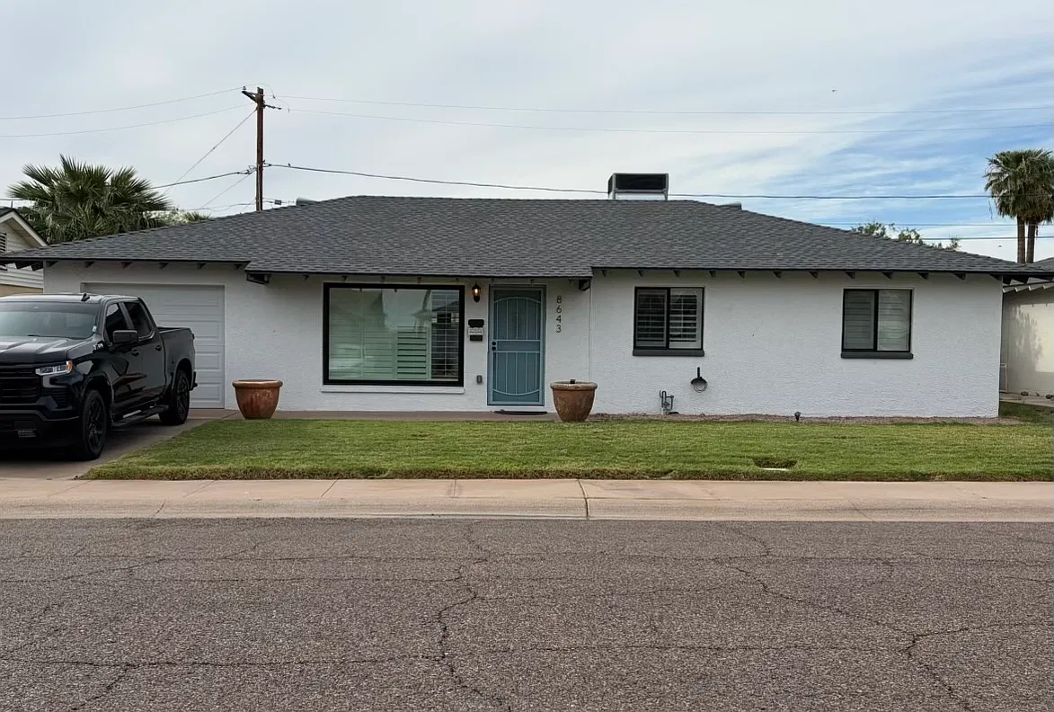 3 bed, 1282 sqft, $2,695 — Photo 2