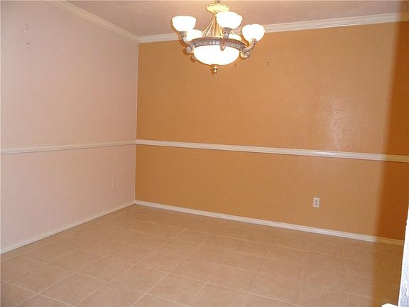 4th image of 1809 Kensington Dr