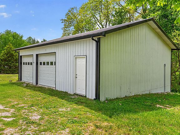 4th image of 739 Grace Loop Rd