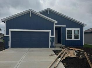 19627 W 195th Pl, Spring Hill, KS 66083