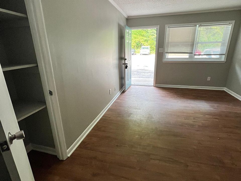 2nd image of 2201 Morehead Ave APT 37