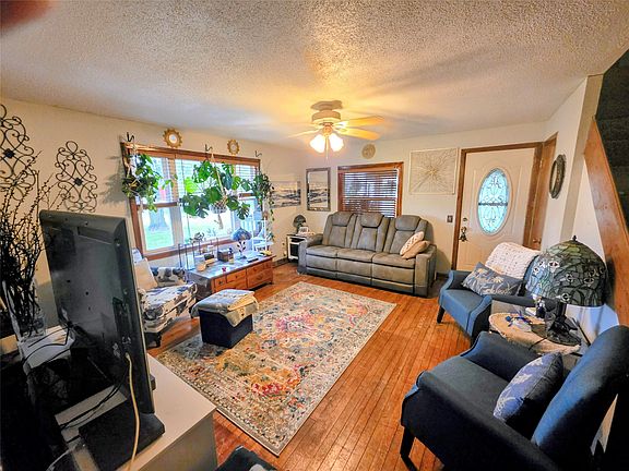 5th image of 2277 10th Street