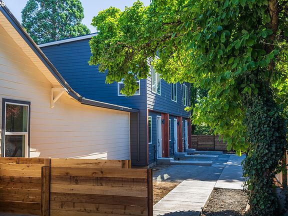2nd image of 5118 SE 66th Ave