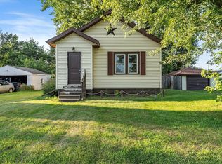 435 Meade Rd, Niles, MI 49120