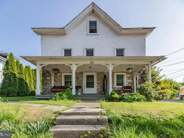33 W Main St, Elverson, PA 19520