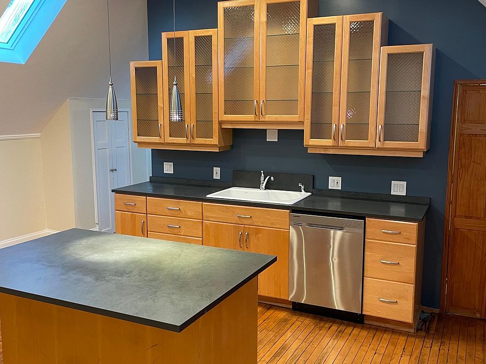 1st image of 1230 N Marion Ct APT 2