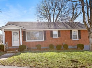 207 McFarland Dr, Georgetown, KY 40324