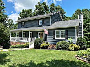 2303 Westover Rd, Hickory, NC 28602