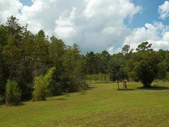 5th image of 20900 Sabal St