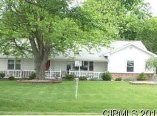 434 S Maple St, Galveston, IN 46932