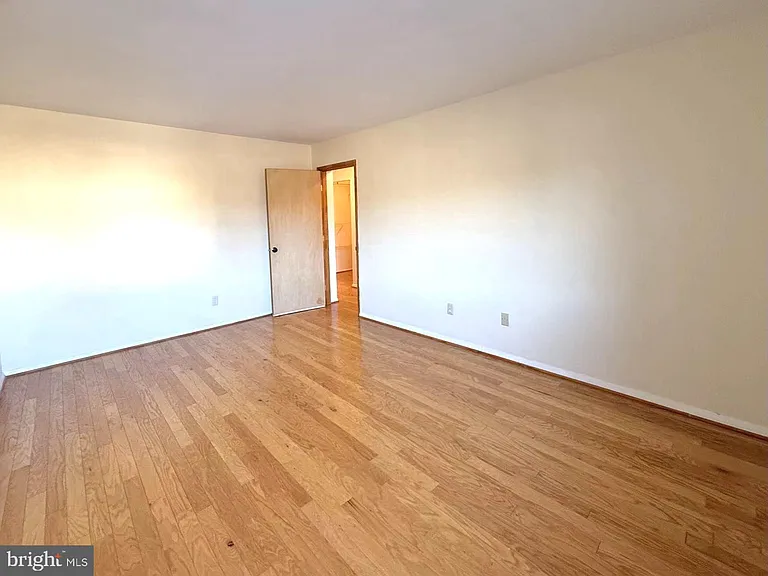 532 Riviera Dr #B — Photo 24