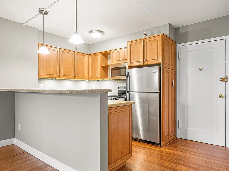 145 Pinckney St #525 — Photo 5