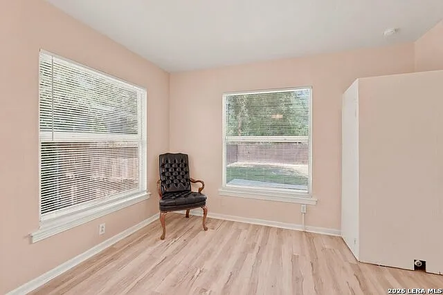 1503 Donaldson Ave — Photo 15