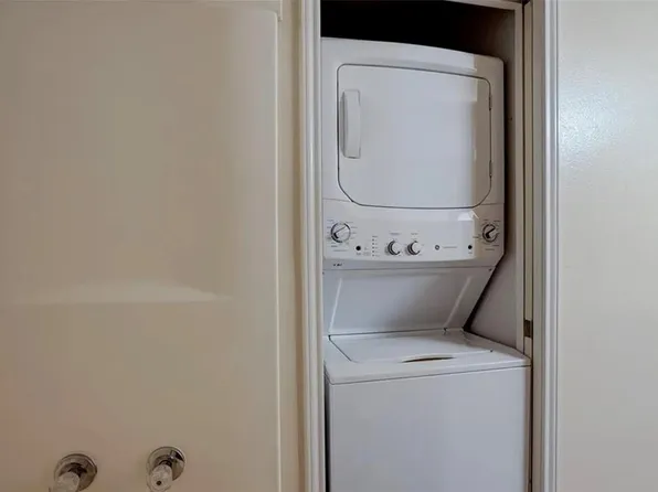 427 Lindsey St APT 121, San Marcos, TX 78666