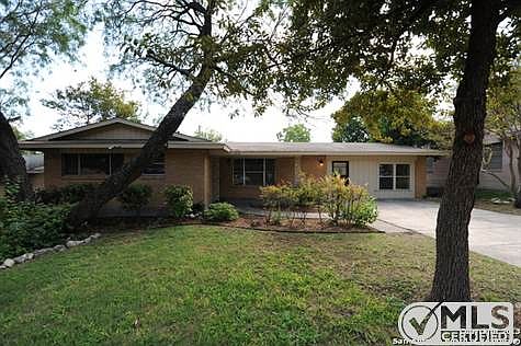 1st image of 210 Tammy Dr