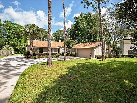 3rd image of 108 Sand Pine Ln