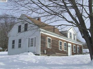 69 E Main St, Middleboro, MA 02346