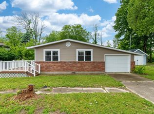 120 W Fancy St, Blanchester, OH 45107