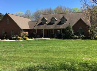 818 Cross Valley Rd, La follette, TN 37766