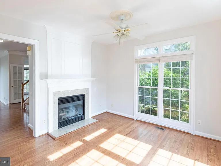9588 Lagersfield Cir — Photo 10