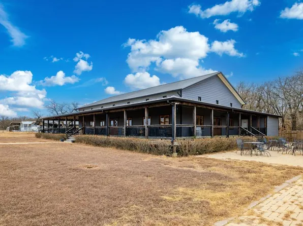 662 Woodrose Ln, Stonewall, TX 78671