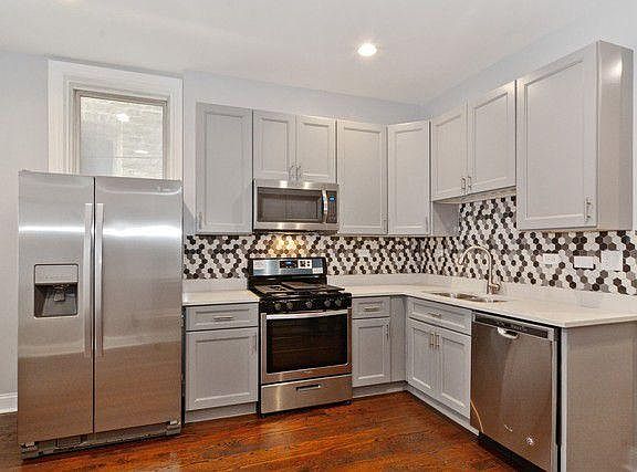 3rd image of 1133 N Francisco Ave