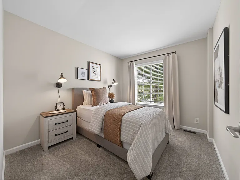 Shorebrooke — Photo 10