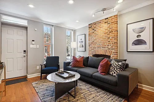 1139 W Cross St #WASHINGTON-VILLAGE Photo 1