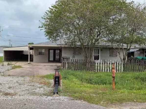 111 Green Acres Dr, Thibodaux, LA 70301