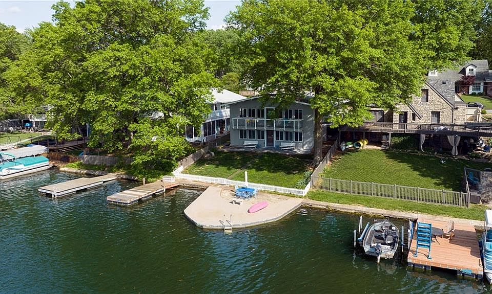 4 Dockside Dr, Lake Tapawingo, MO 64015 Zillow