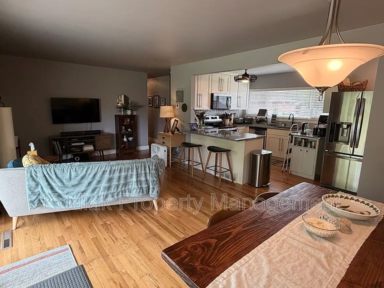 4242 Orchard Ave — Photo 5