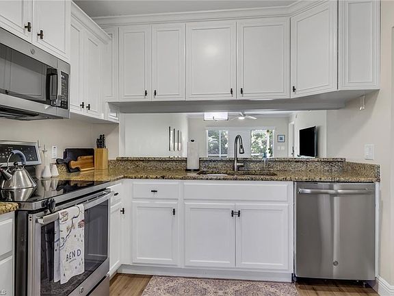 3rd image of 3031 Sandpiper Bay CIR #F106