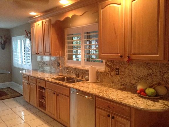 Home For Sale In Paraiso